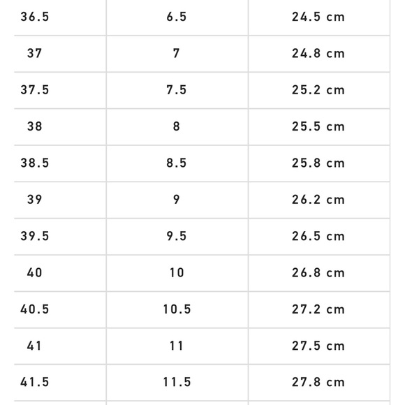 Valentino Garavani Quilted Rockstud Metal Cap Toe Ballerina Flats (8) - Picture 9 of 9